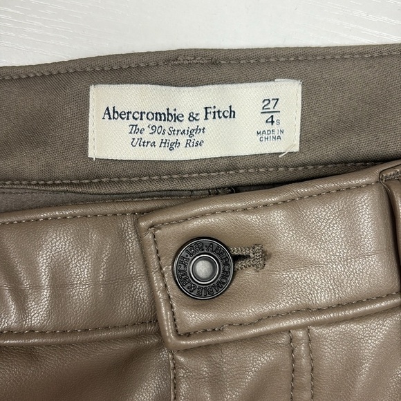 Abercrombie & Fitch '90s Straight Ultra High Rise Faux Leather Pant Olive Brown - Picture 8 of 11